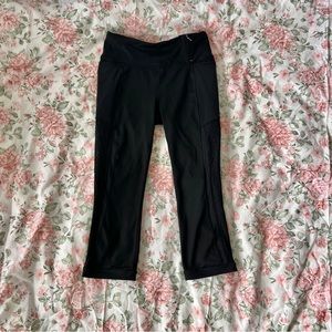 Calia by Carrie Underwood Mesh Lace Capri Leggings, S, Black